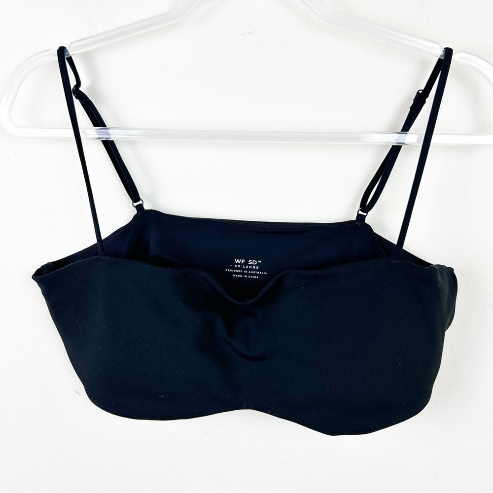 White Fox x Sarah's Day collab Blair sports bra size: XXL